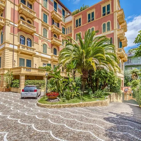 Appartement Elegant In By The Town Centre