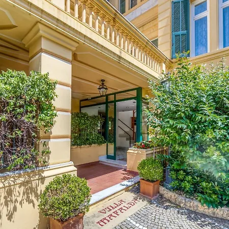 Elegant In By The Town Centre San Remo