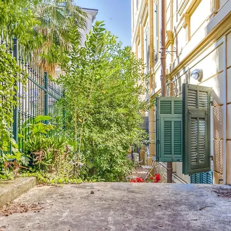 Appartement Elegant In By The Town Centre